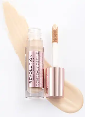 كونسيلر سائل من ريفوليوشن سي1