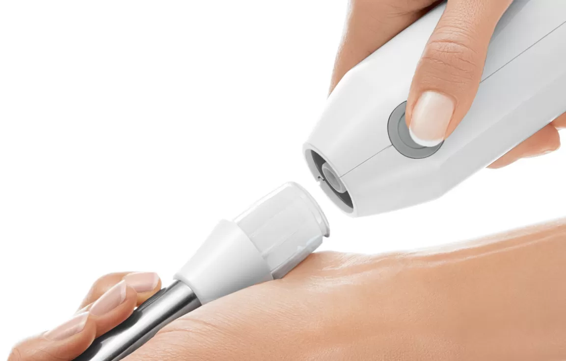 Bosch ErgoMixx Hand Blender, 600 Watt, 500 ml, With Multi Accessories, White MSM66155