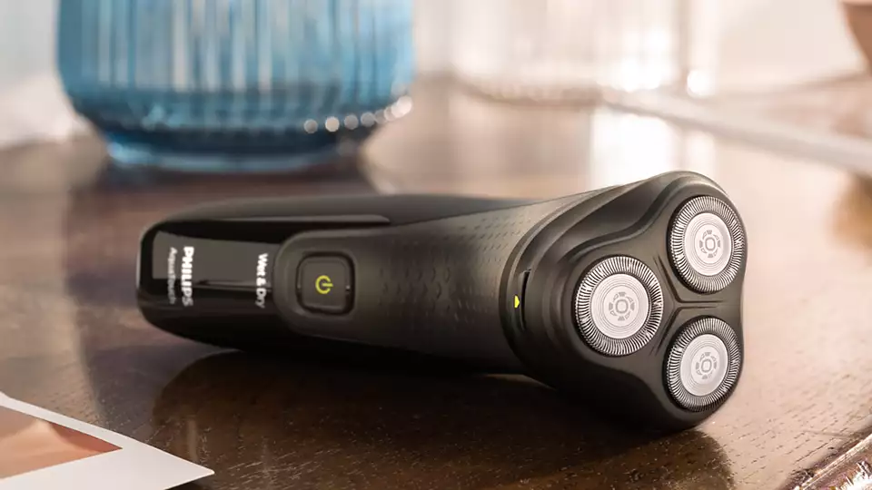 ماكينة حلاقة كهربائية للرجال فيليبس اكوا تاتش، استخدام جاف ورطب، أسود ، S1223