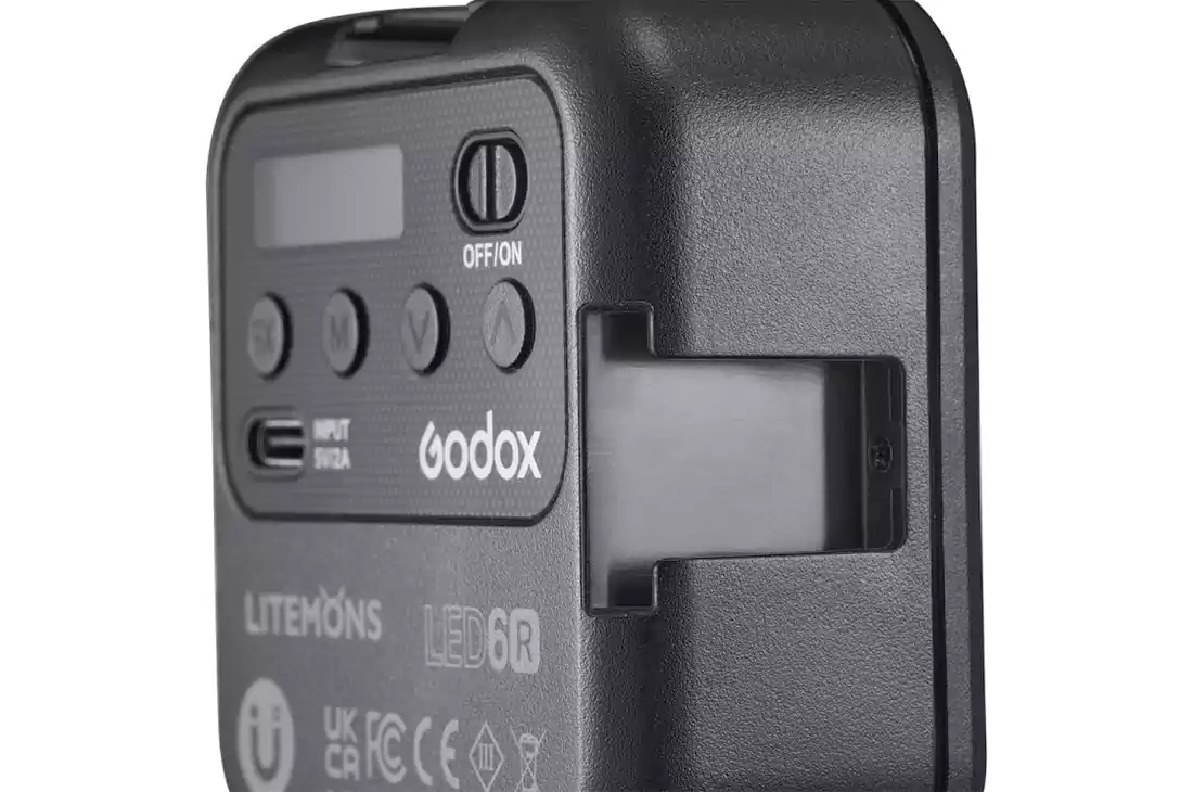 GODOX LED VIDEO LIGHT LED 6R RGB