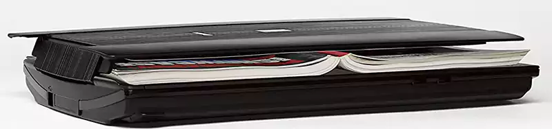 Canon LiDE 220 Canoscan Flatbed Photo & Document Scanner